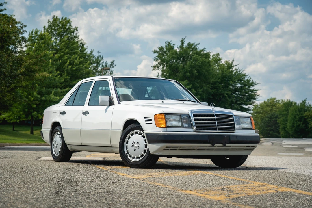 1992 Mercedes-Benz W124 E-Class - Image 12 of 31