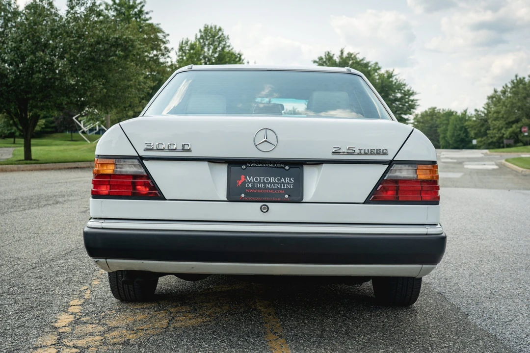 1992 Mercedes-Benz W124 E-Class - Image 6 of 31