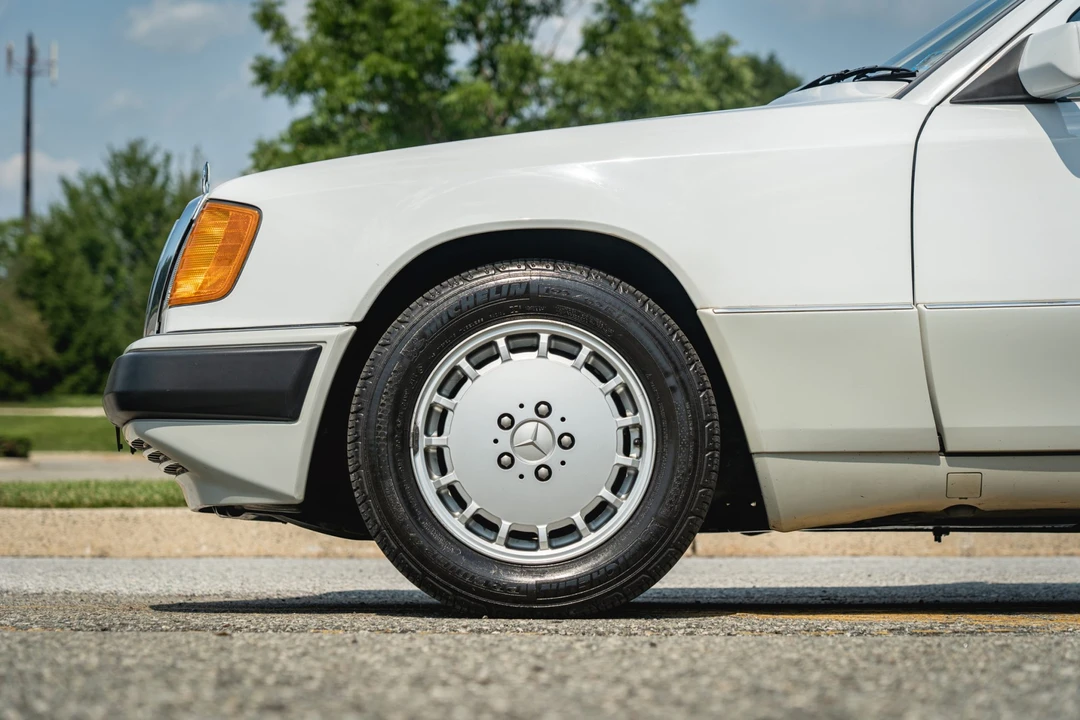 1992 Mercedes-Benz W124 E-Class - Image 31 of 31
