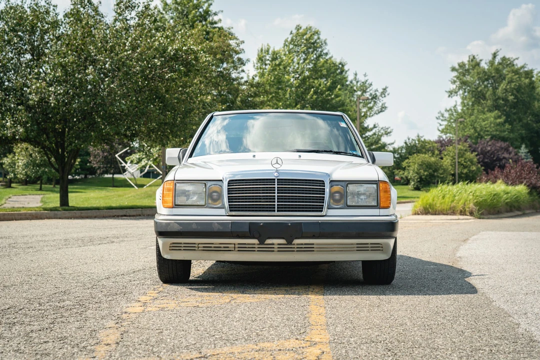 1992 Mercedes-Benz W124 E-Class - Image 16 of 31