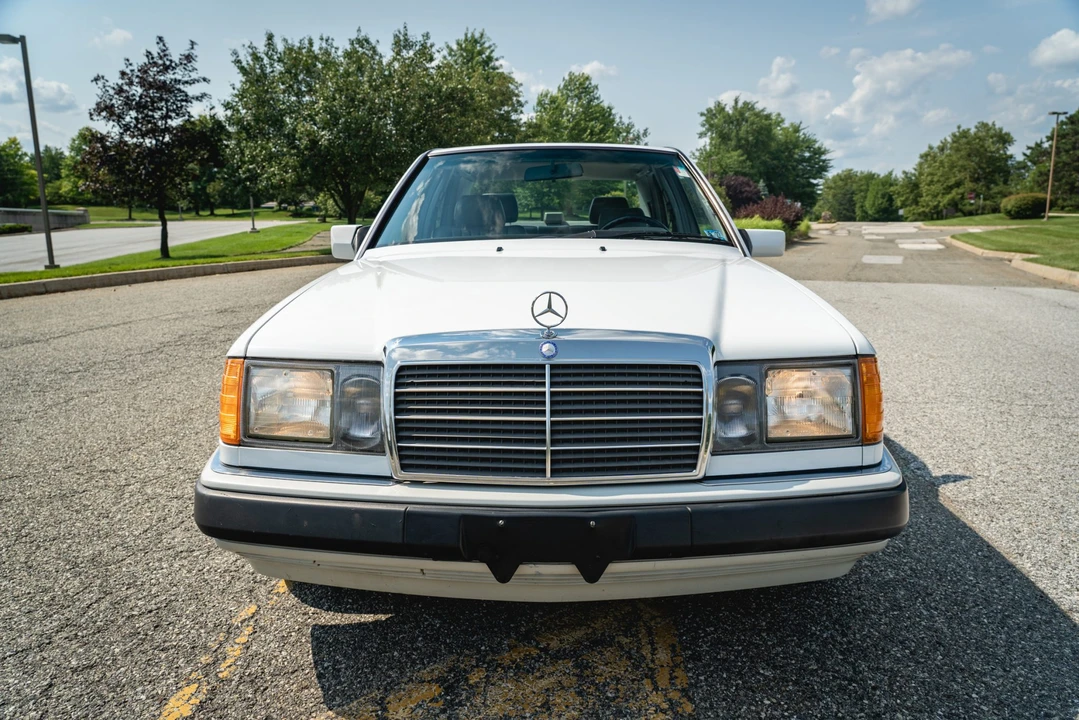 1992 Mercedes-Benz W124 E-Class - Image 19 of 31