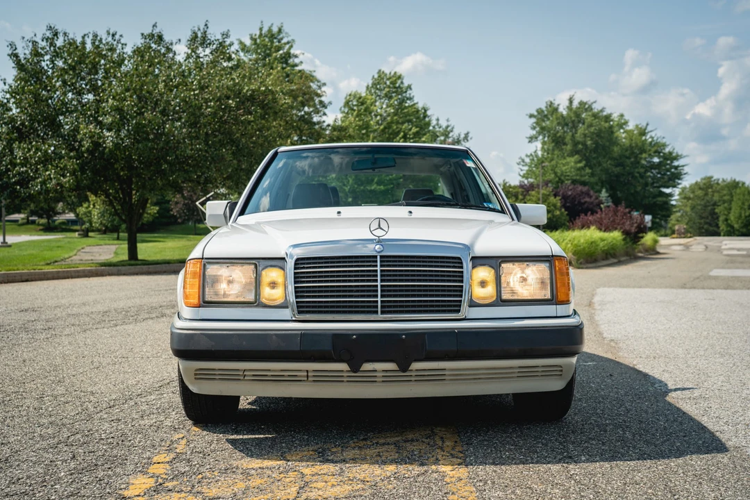 1992 Mercedes-Benz W124 E-Class - Image 18 of 31