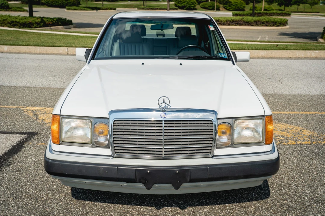 1992 Mercedes-Benz W124 E-Class - Image 21 of 31