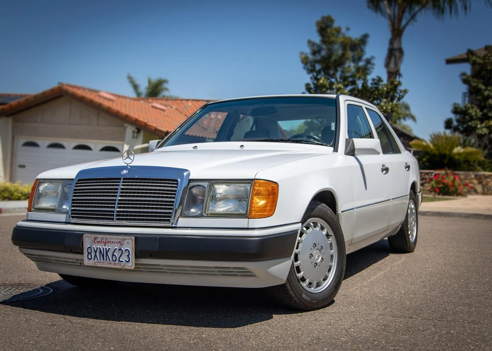 1992 Mercedes-Benz W124 E-Class - Image 3 of 31
