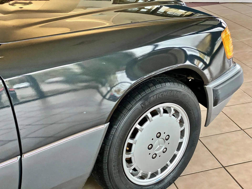 1992 Mercedes-Benz W124 E-Class - Image 25 of 31