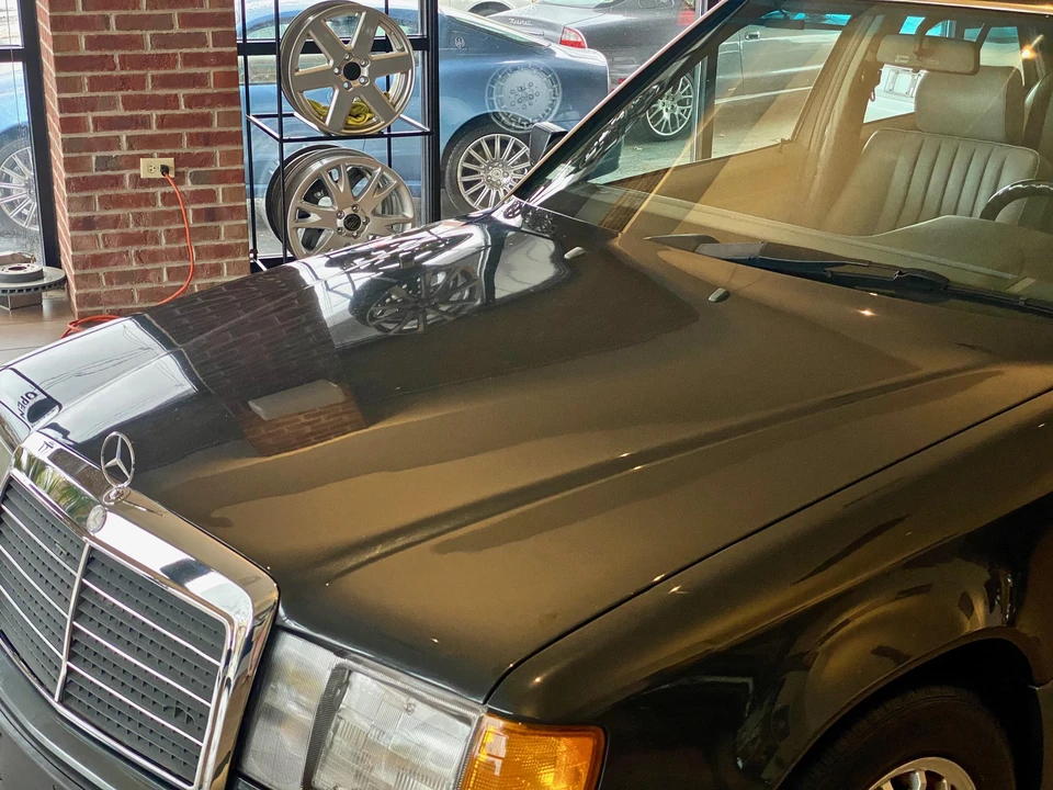 1992 Mercedes-Benz W124 E-Class - Image 11 of 31