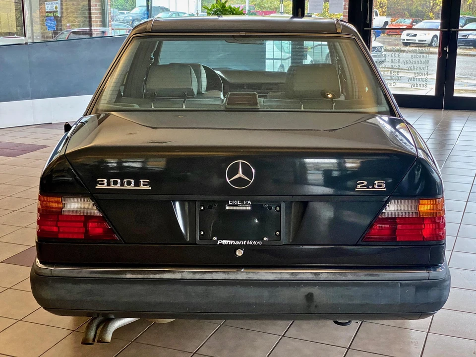 1992 Mercedes-Benz W124 E-Class - Image 5 of 31