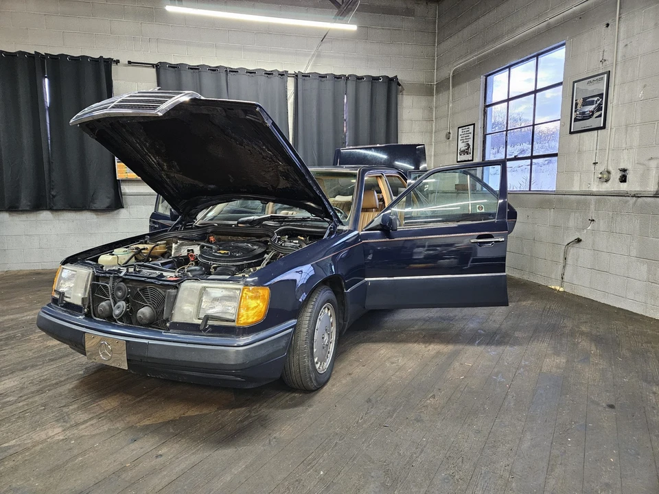 1992 Mercedes-Benz W124 E-Class - Image 25 of 31