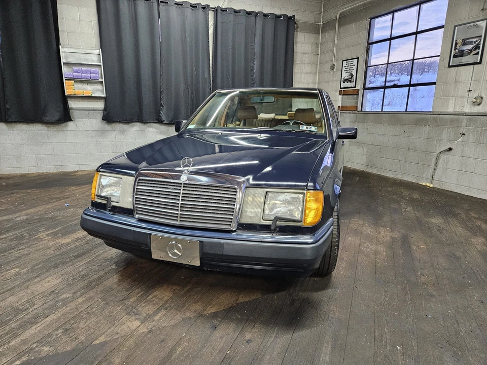 1992 Mercedes-Benz W124 E-Class - Image 6 of 31