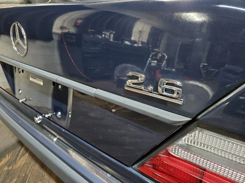 1992 Mercedes-Benz W124 E-Class - Image 22 of 31