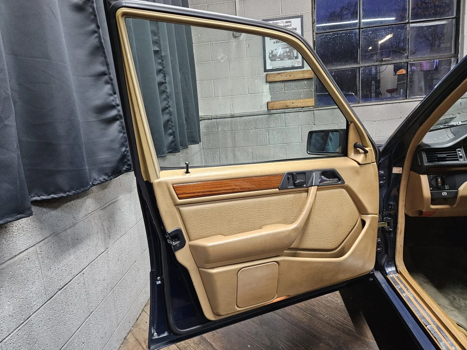 1992 Mercedes-Benz W124 E-Class - Image 31 of 31
