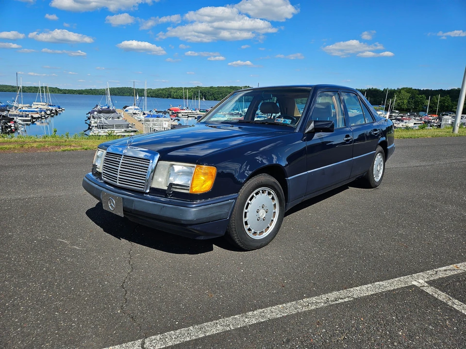 1992 Mercedes-Benz W124 E-Class - Image 14 of 31