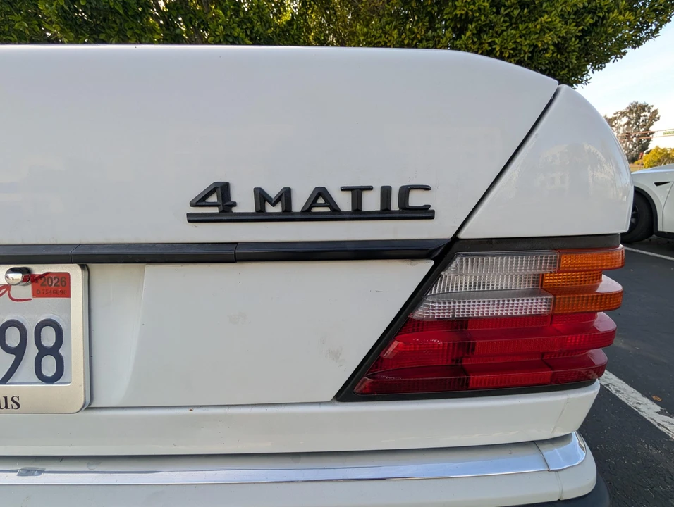 1992 Mercedes-Benz W124 E-Class - Image 20 of 31
