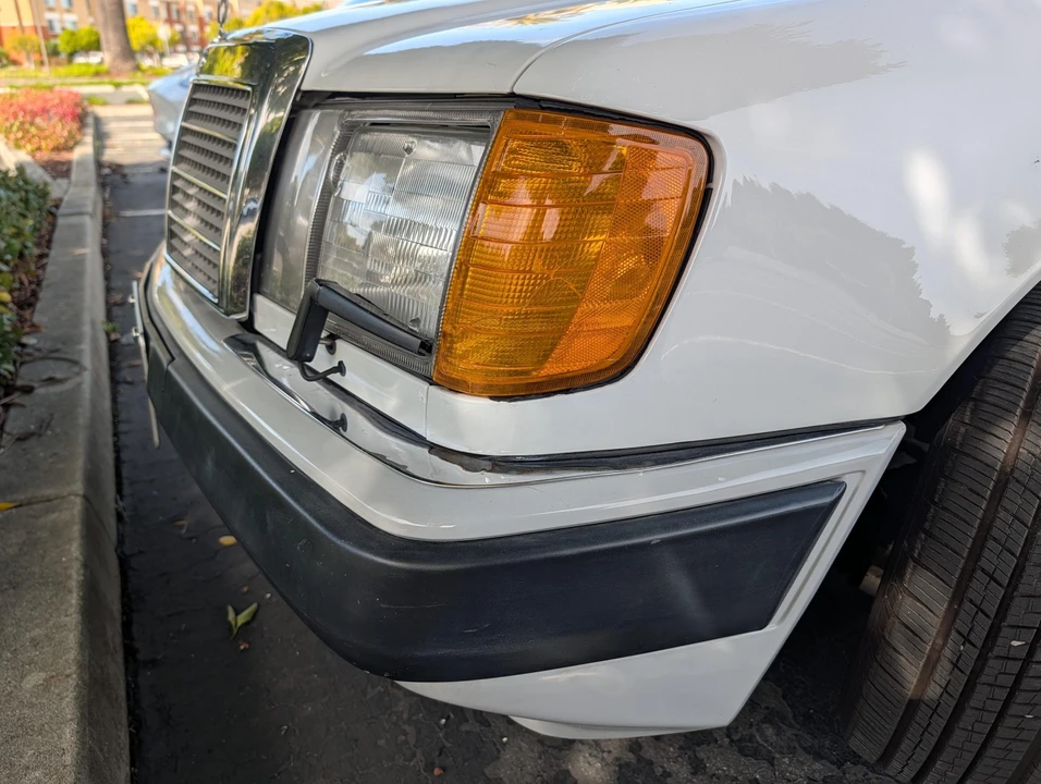 1992 Mercedes-Benz W124 E-Class - Image 14 of 31