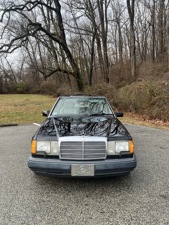 1992 Mercedes-Benz W124 E-Class - Image 3 of 31