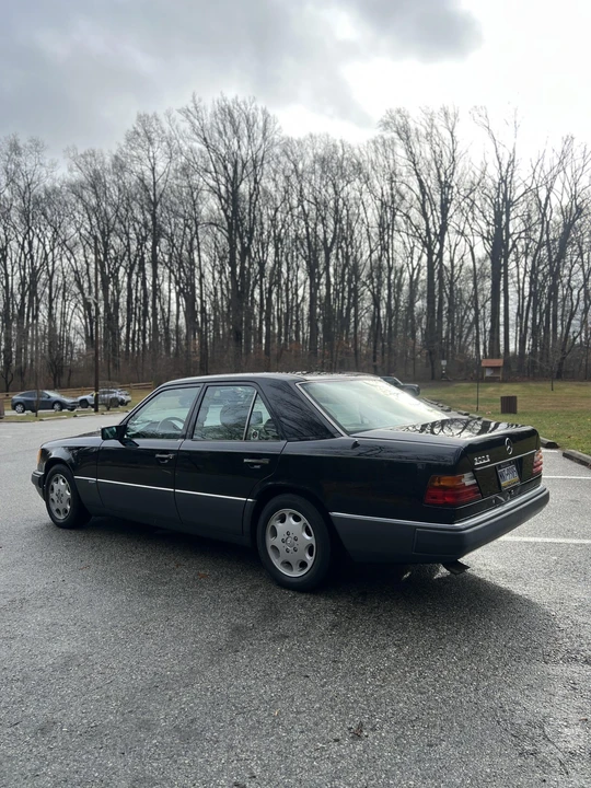 1992 Mercedes-Benz W124 E-Class - Image 8 of 31