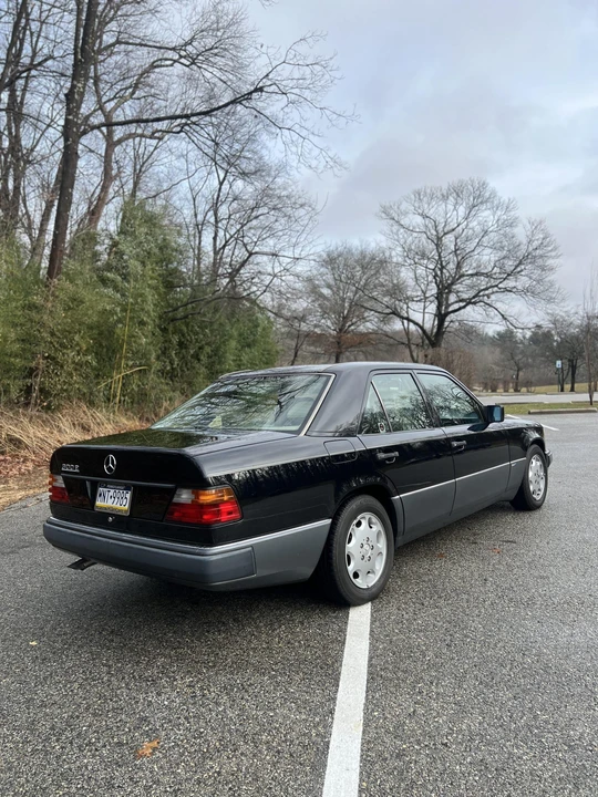1992 Mercedes-Benz W124 E-Class - Image 6 of 31