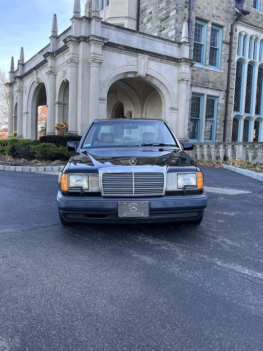 1992 Mercedes-Benz W124 E-Class - Image 13 of 31
