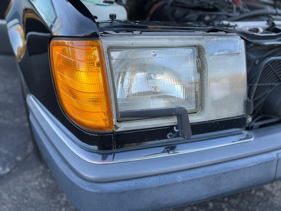 1992 Mercedes-Benz W124 E-Class - Image 17 of 31