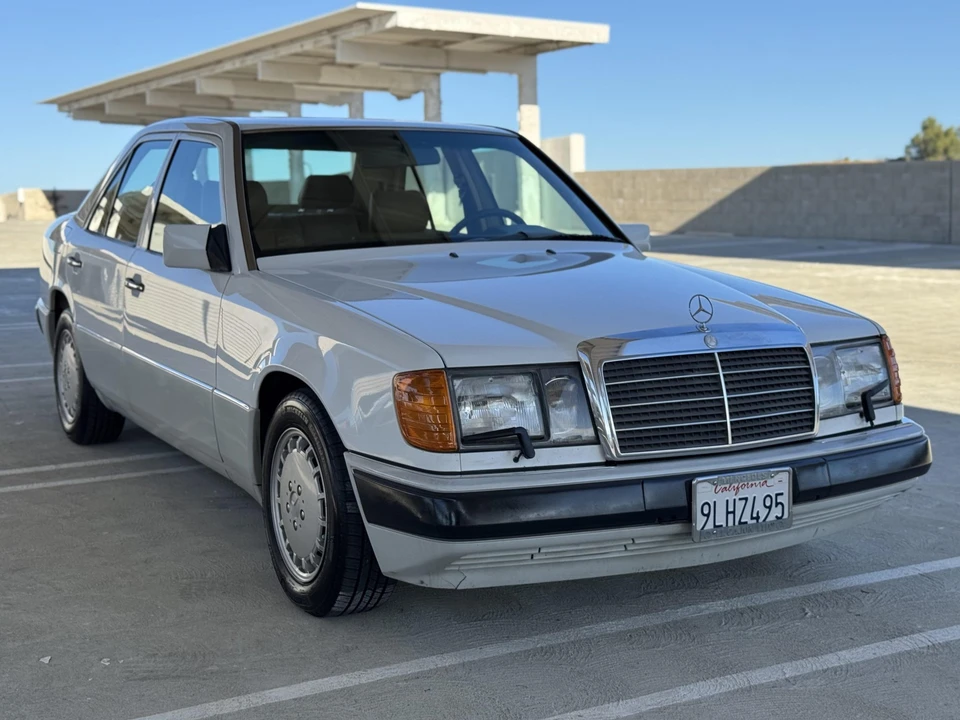 1992 Mercedes-Benz W124 E-Class - Image 15 of 31