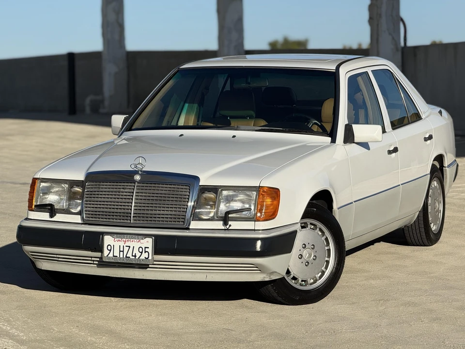 1992 Mercedes-Benz W124 E-Class - Image 6 of 31