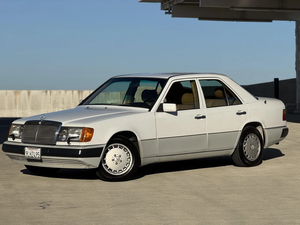 1992 Mercedes-Benz W124 E-Class - Image 3 of 31