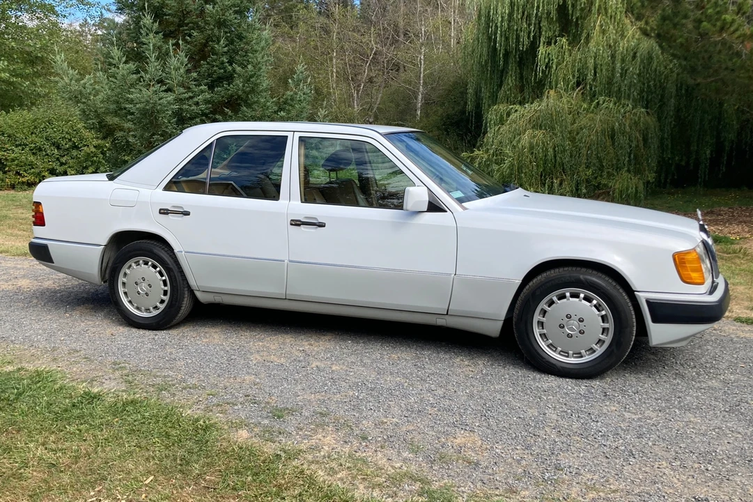 1992 Mercedes-Benz W124 E-Class - Image 4 of 31