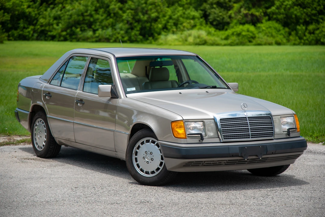 1992 Mercedes-Benz W124 E-Class - Image 14 of 31