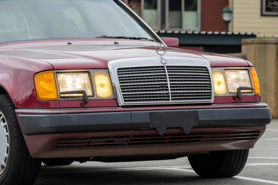 1992 Mercedes-Benz W124 E-Class - Image 14 of 31
