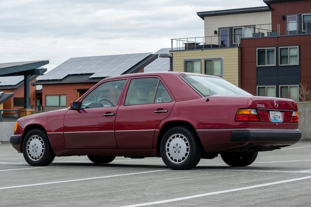 1992 Mercedes-Benz W124 E-Class - Image 4 of 31