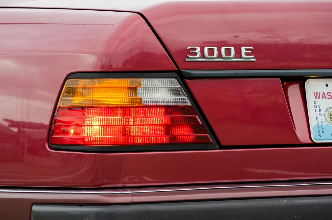 1992 Mercedes-Benz W124 E-Class - Image 27 of 31