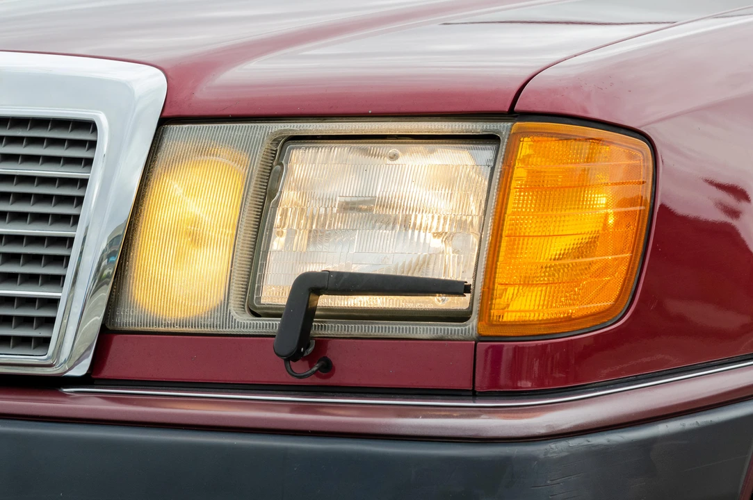 1992 Mercedes-Benz W124 E-Class - Image 21 of 31