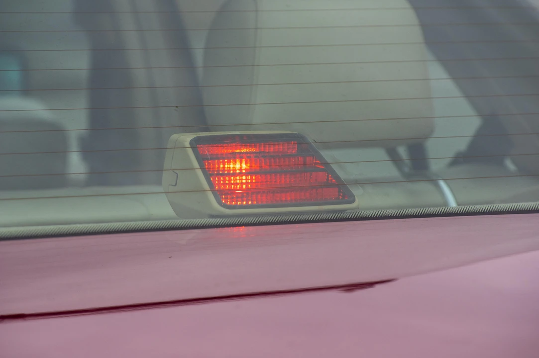 1992 Mercedes-Benz W124 E-Class - Image 26 of 31