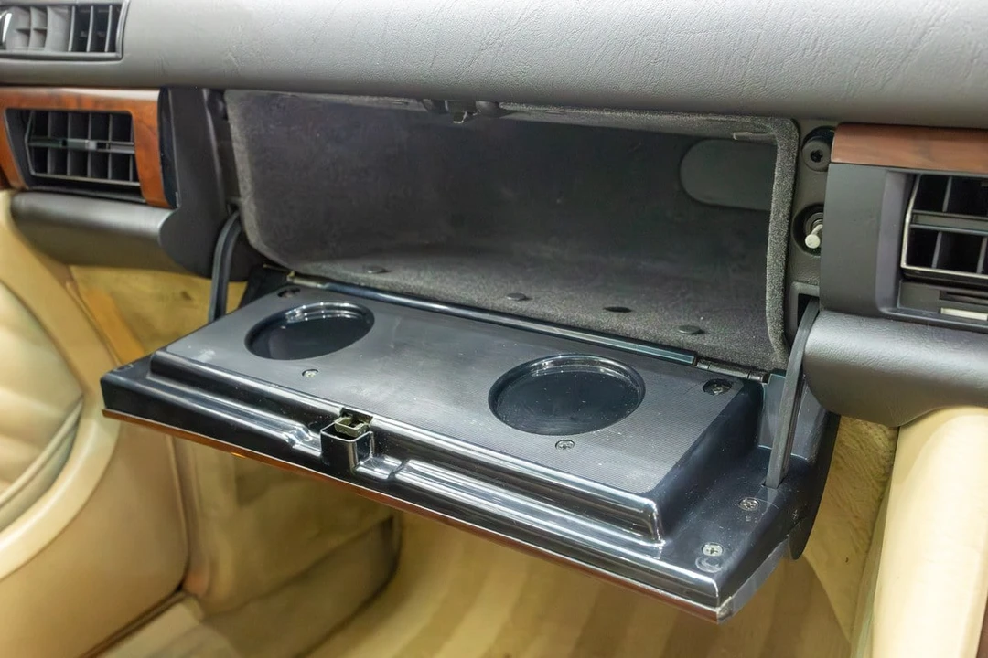 1992 Mercedes-Benz W126 S-Class Sedan - Image 26 of 30