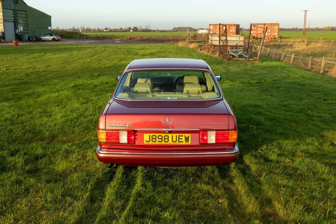 1992 Mercedes-Benz W126 S-Class Sedan - Image 9 of 30