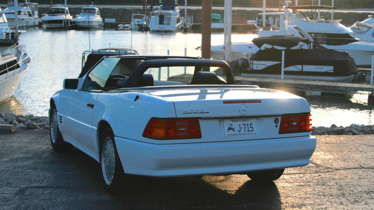 1992 Mercedes-Benz R129 SL-Class - Image 11 of 31