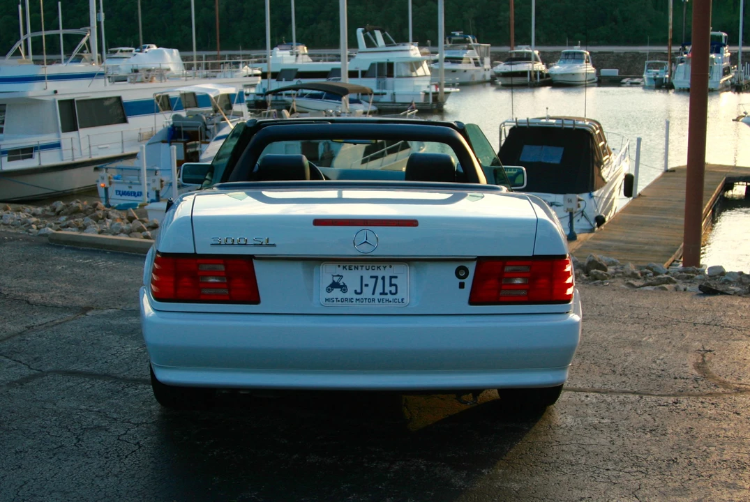 1992 Mercedes-Benz R129 SL-Class - Image 13 of 31