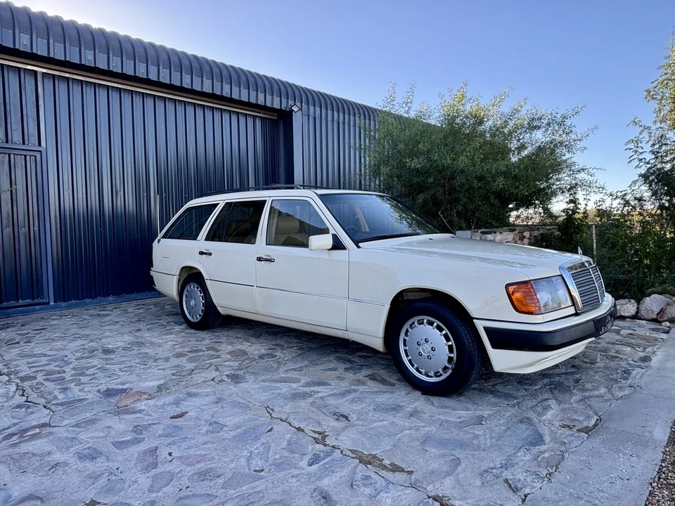 1992 Mercedes-Benz W120 & W121 - Image 3 of 31