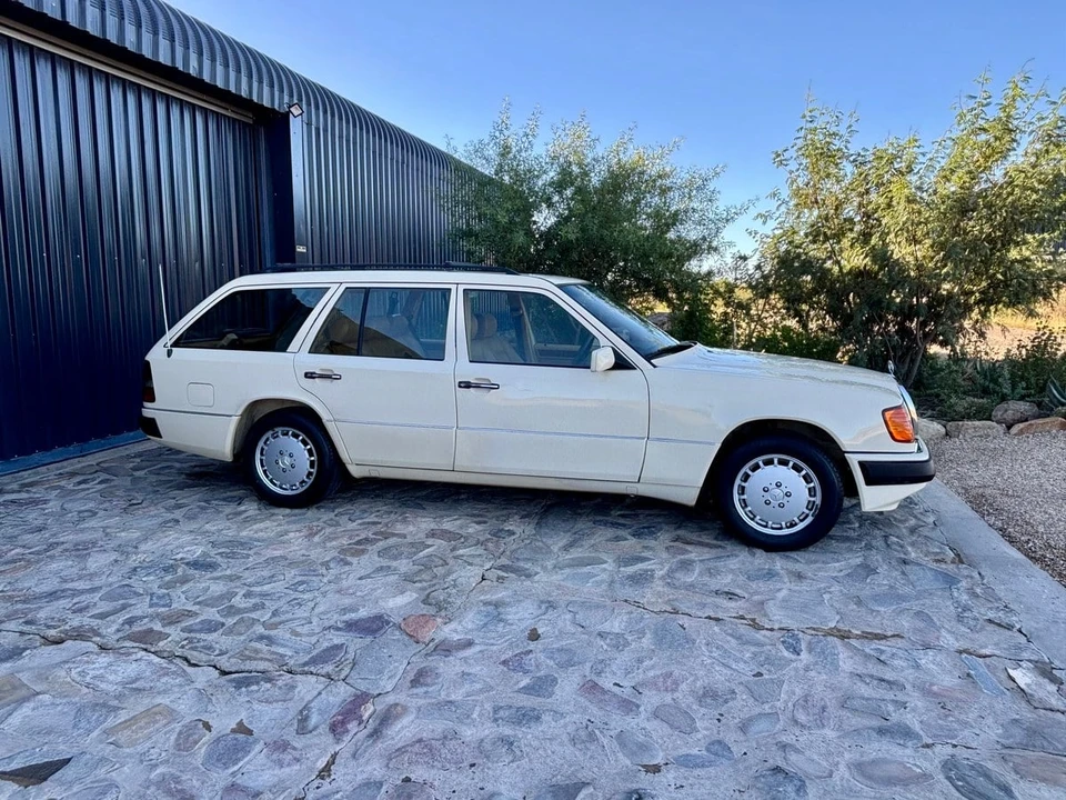 1992 Mercedes-Benz W120 & W121 - Image 5 of 31