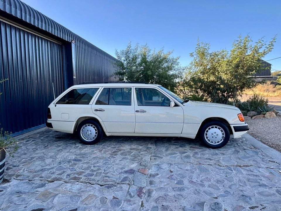 1992 Mercedes-Benz W120 & W121 - Image 7 of 31