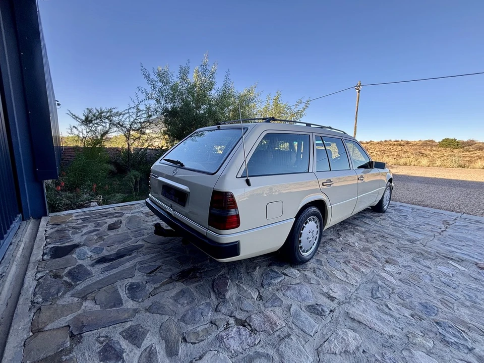 1992 Mercedes-Benz W120 & W121 - Image 12 of 31