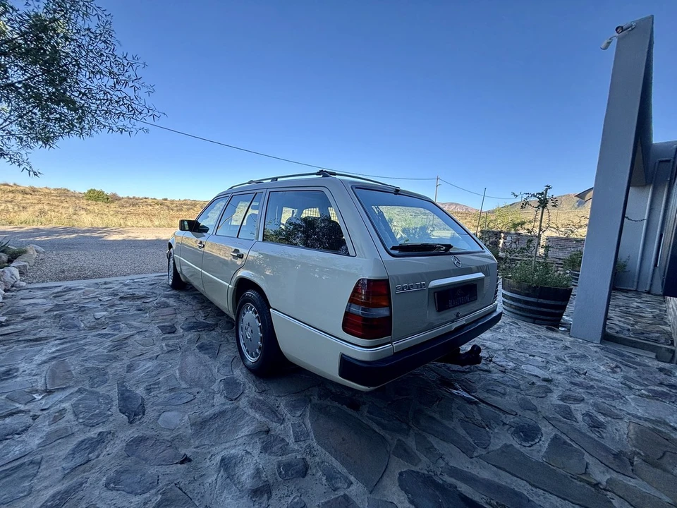 1992 Mercedes-Benz W120 & W121 - Image 15 of 31