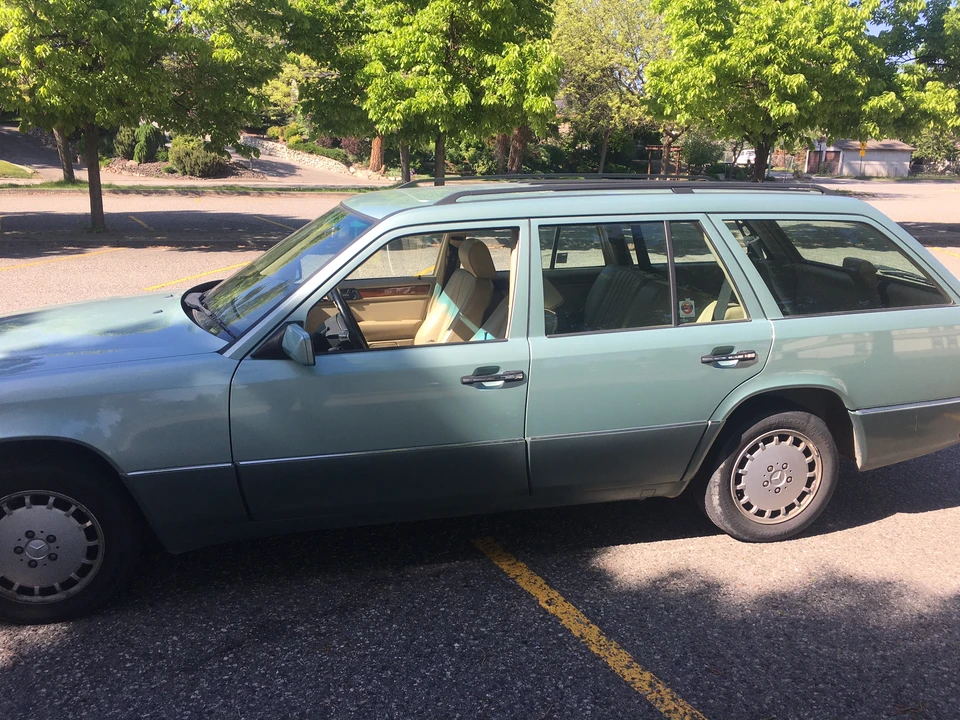 1992 Mercedes-Benz W124 E-Class - Image 17 of 31