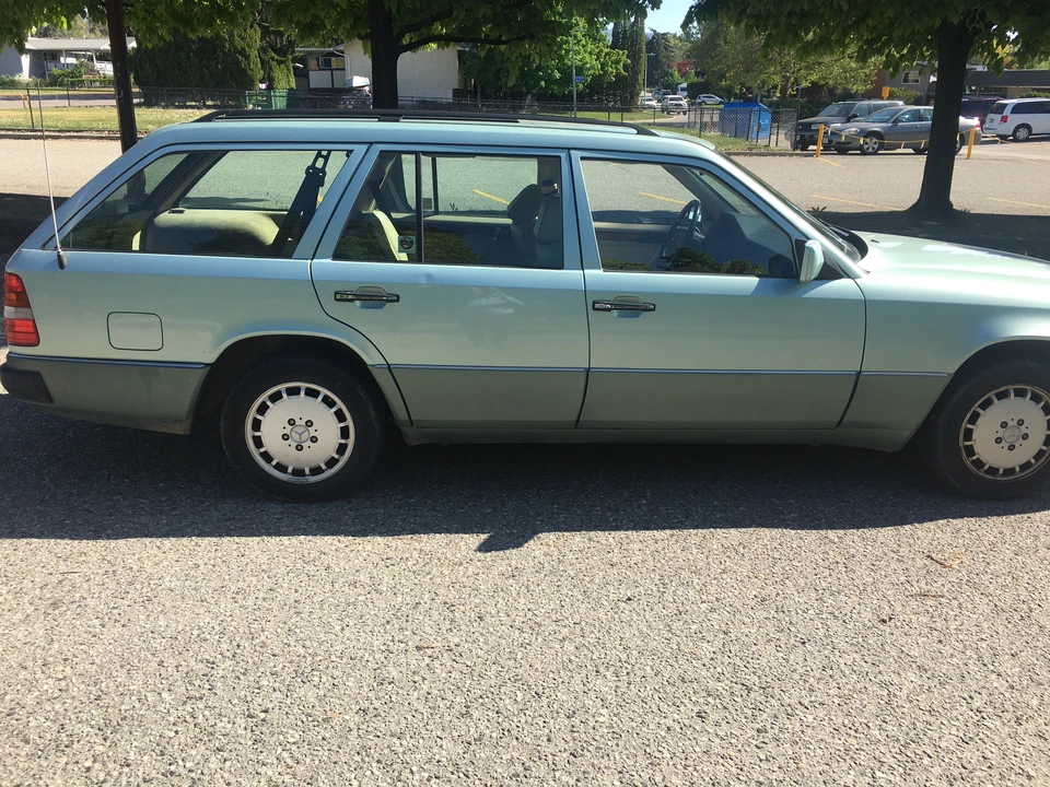 1992 Mercedes-Benz W124 E-Class - Image 7 of 31