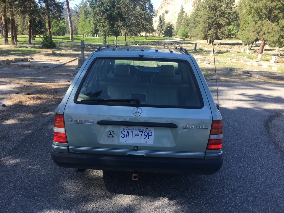 1992 Mercedes-Benz W124 E-Class - Image 13 of 31