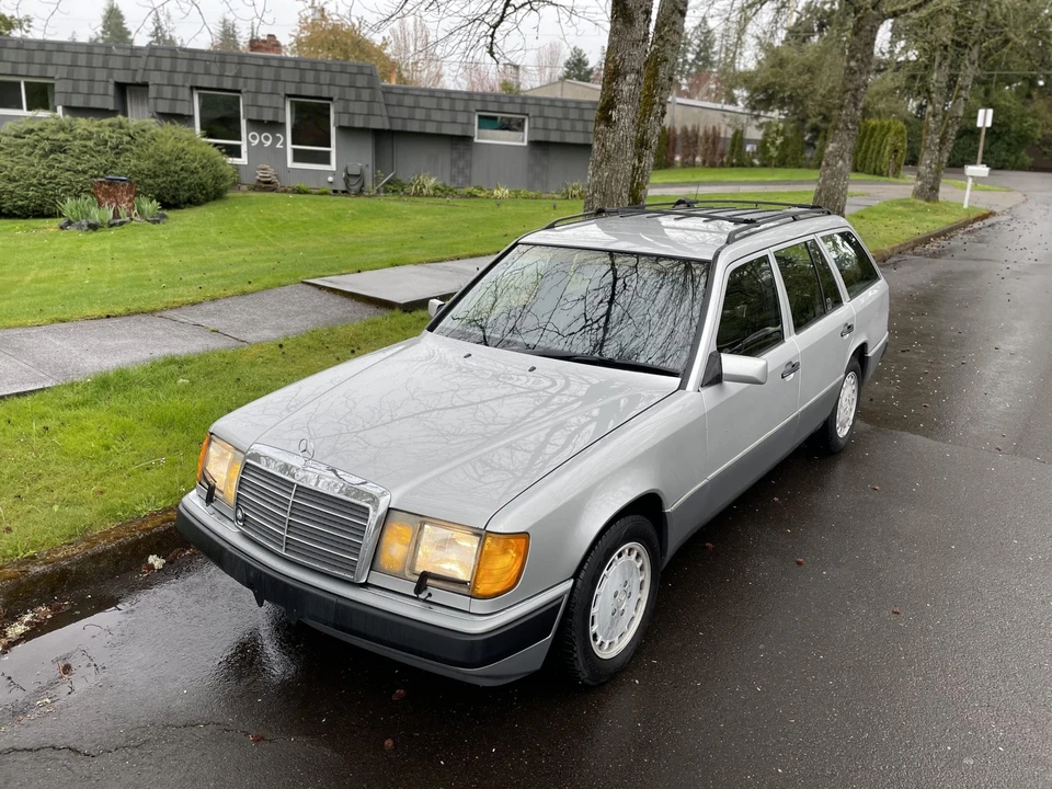 1992 Mercedes-Benz W124 E-Class - Image 25 of 31