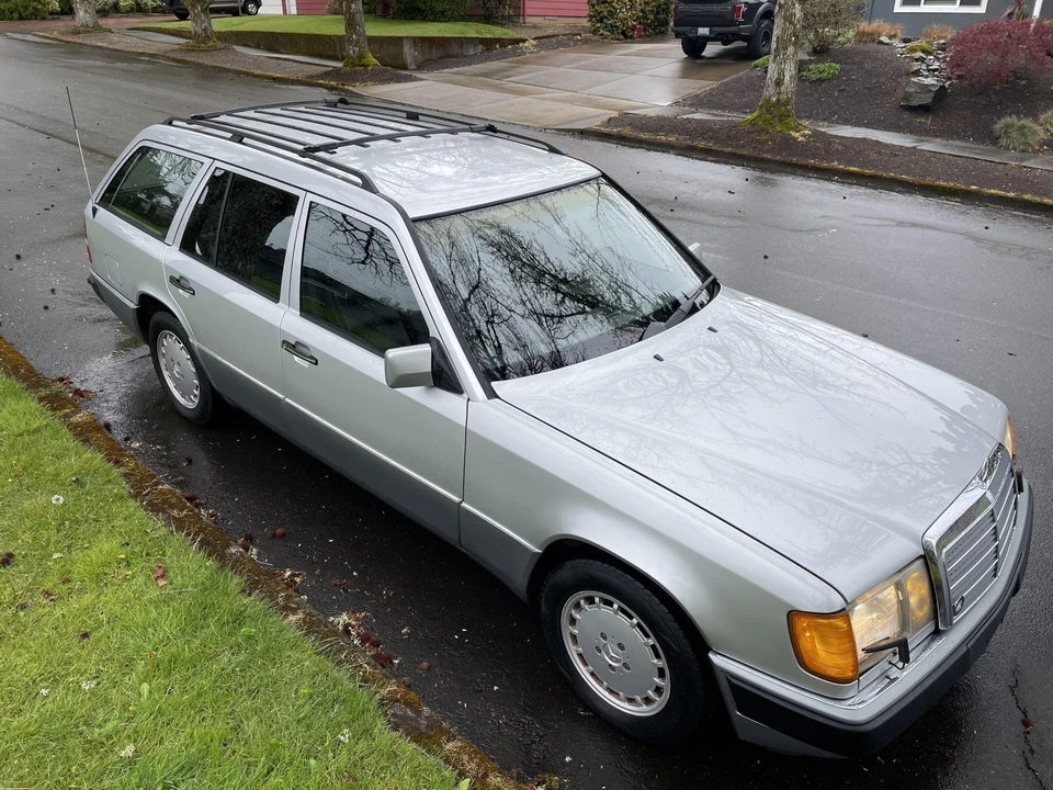 1992 Mercedes-Benz W124 E-Class - Image 21 of 31