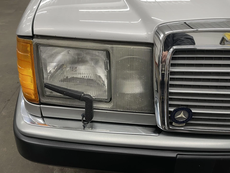 1992 Mercedes-Benz W124 E-Class - Image 31 of 31