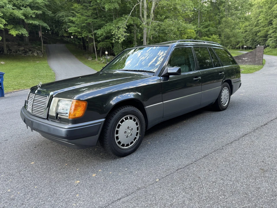 1992 Mercedes-Benz W124 E-Class - Image 3 of 31