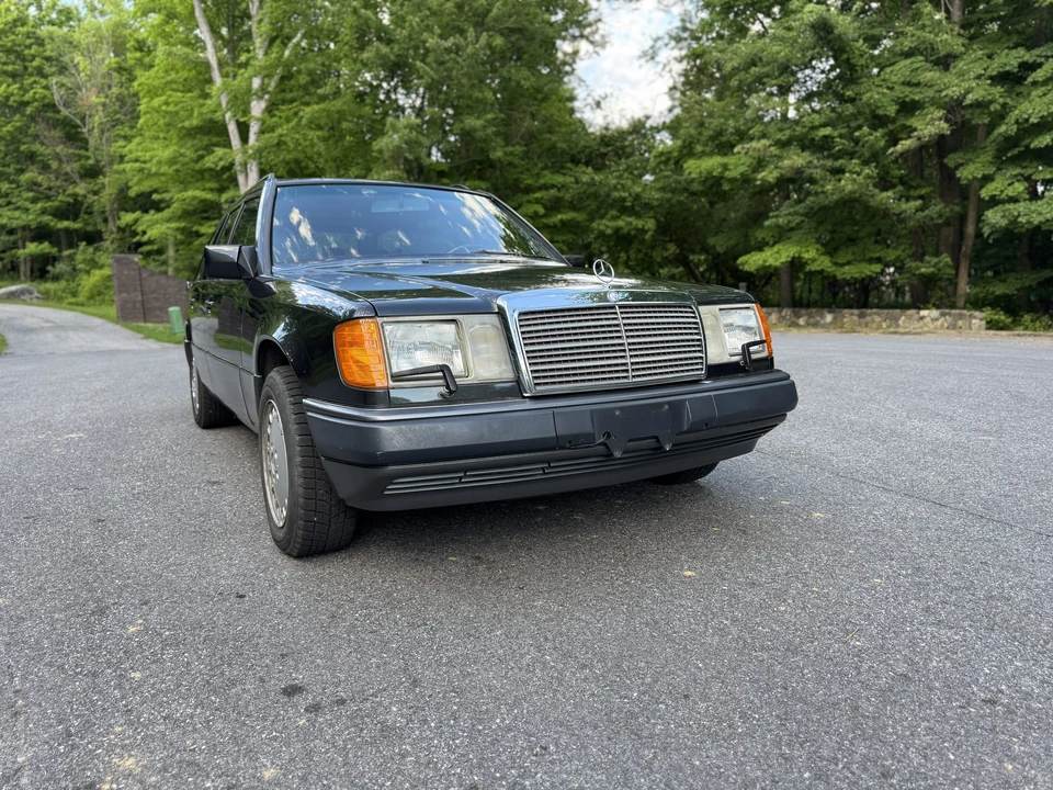 1992 Mercedes-Benz W124 E-Class - Image 8 of 31